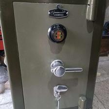 گاوصندوق مدل 350 گاو صندوق خرم تیپ سوپر