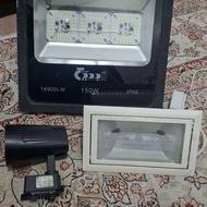 2عدد پرژکتور و چراغ ریلی