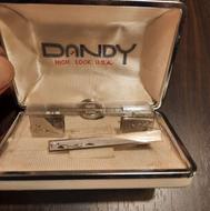 دگمه سردست امریکایی