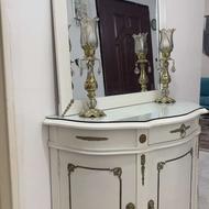 کنسول و آینه زیبا