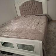 سرویس خواب لوکس دو ساله خریداری شده و در حد نو