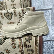 کفش با دوام ومحکم