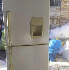 یخچال وفریزتمیزوسالم