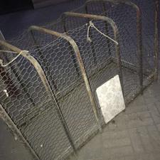 قفس اهنی بزرگ