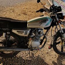 موتور سیکلت نامی 1400