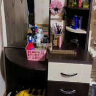 میز آرایش چهار کشو