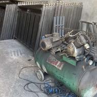 نقاش نیمه ماهر