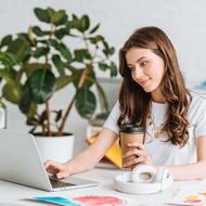 نیازمند به همکار پاسخگوی کامنت برای فروشگاه مایع ظرفشویی