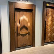 درب ضدسرقت مدرن طرح کلاسیک روکش گردو دربابلسر