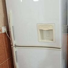 یخچال فریزر دو درب در حد نو