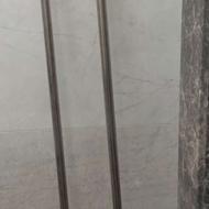 تعدادی چوب پرده پانچی و مینی مال در ابعاد مختلف رنگ نقره ای