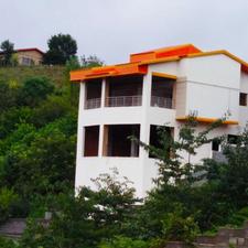 ویلا مجلل دوطبقه 450متربنا/ منطقه اعیان‌نشین