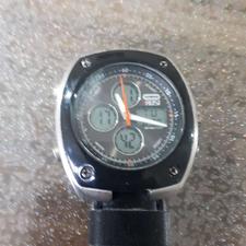 ساعت سویسیی