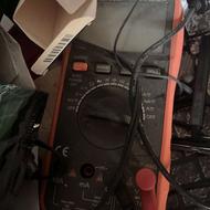 مولتی متر ویکتور