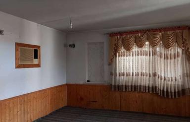 هم کف دربست ،محیط ارام ،نزدیک جنگل بونده