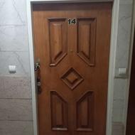 درب ورودی واحد و سرویس بهداشتی