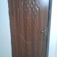 در اتاق منزل