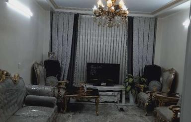 آپارتمان طبقه دوم