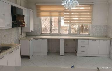 آپارتمان 110 متری طبقه اول/ برکپور