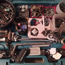 جعبه هیلتی وکلیه اجناس