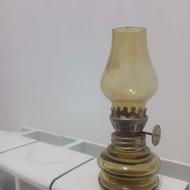 چراغ نفتی نوستالژی قدیمی کلکسیون