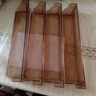 جای آب وغیره درب یخچال های قدیمی مخصوصا فیلور 13 فوت