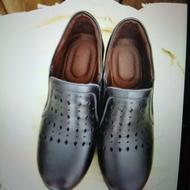 کفش راحتی چرمی نو سایز 37