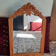 آینه با قاب چوبی منبت دار