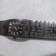 ساعتFITRON QUARTZاصل ژاپن صحیح وسالم باطری میخوادوشیشه اش