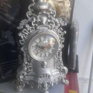 ساعت رومیزی سالم درحد نو