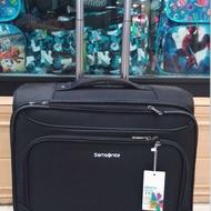 چمدان خلبانی