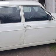 پیکان فروشی 82