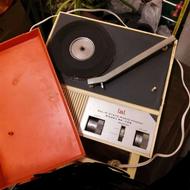 رادیو گرام ژاپنی قدیمی و آنتیک گرامافون سالم