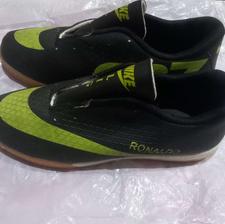 کتانی ورزشی سالنی‌نوسایز40