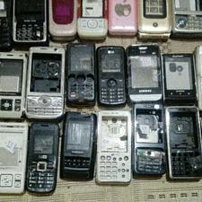 تعدادی قاب گوشی قدیمی