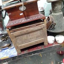 صندوقچه چوبی قدیمی