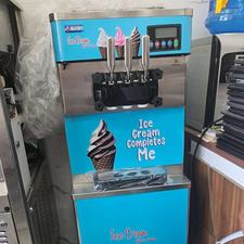 فروش دستگاه بستنی ساز تمام اتوماتیک بستنی خامه ای