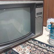 تلوزیون قدیمی سالم