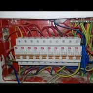 برقکار برقکاری