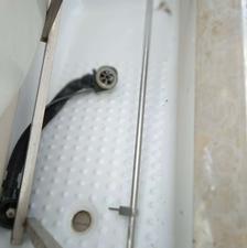 وان حمام سالم