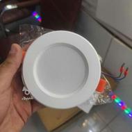 تعدادی. لامپ ال ای دی. پر نور.