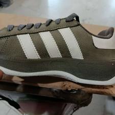 دو نفر خانم جهت همکاری در تولیدی کفش نیازمندیم.