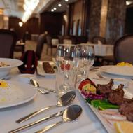 تور کیش 5 روزه هتل 5ستاره مرکز جزیره صبحانه نهار