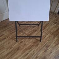 میز طراحی تمیز ونو