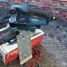 سنباده لرزان توسن