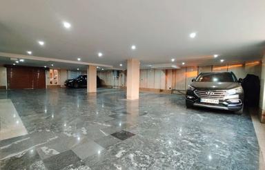 120متر سه خواب 12 ساله فول امکانات چهارباغ شرقی