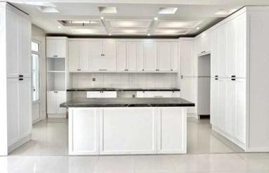 115متر 3 خواب / طوقانی/ 10 واحدی 10 ساله فول