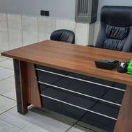 خریدار لوازم اداری