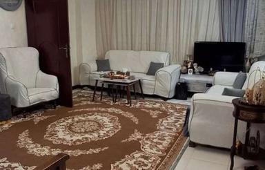 آپارتمان79متری نقلی وخوش نقشه سه طرف نور