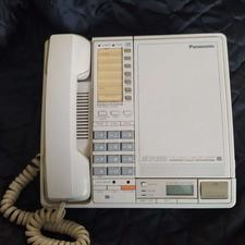 تلفن سانترال قدیمی نواردار